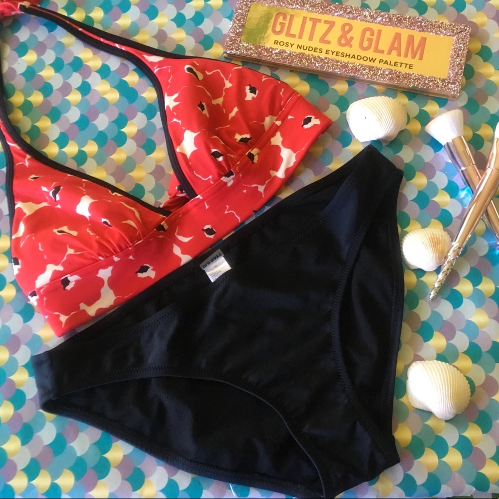Victoria’s Secret Bikini Top